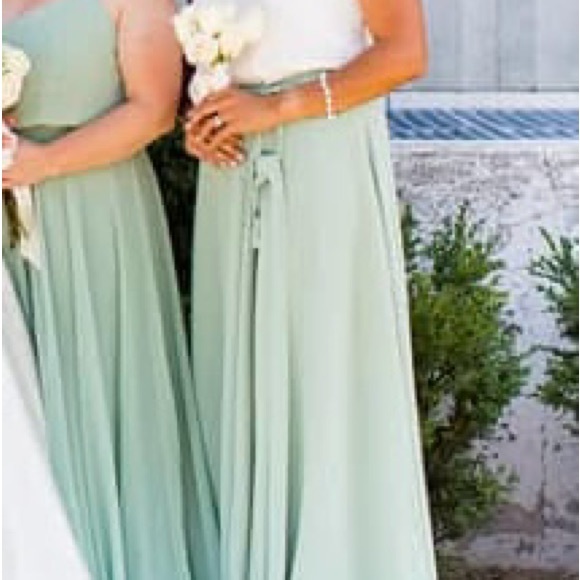 Revelry Light Green Dress - Picture 1 of 3